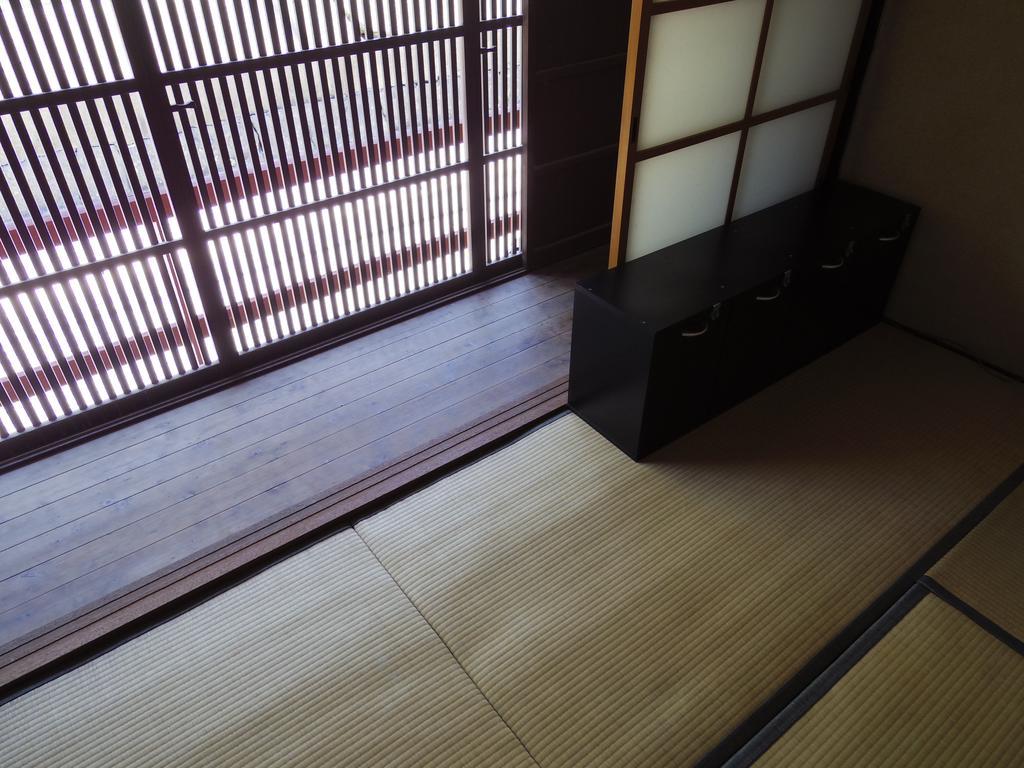 Kominka Guesthouse Hagi Akatsukiya Quarto foto